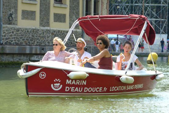 Activité insolite Paris location bateau électrique