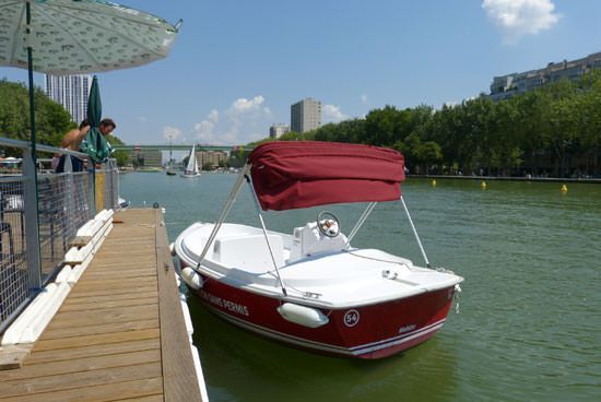 Activité originale Paris location bateau sans permis